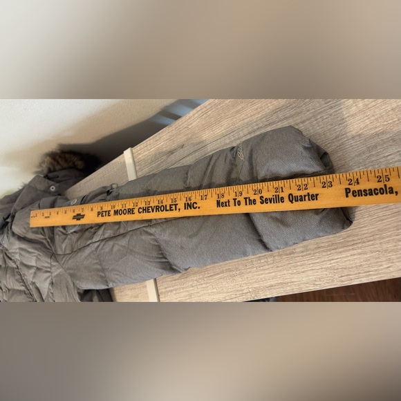 Eddie Bauer Down Filled Parka Detachable Fur Hood Quilted Winter Small *Read - Picture 7 of 13